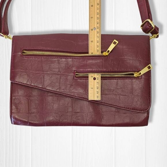 Mark Womens Clutch with Attachable Adjustable Strap Sling Bag Flap Closure Maroo - Picture 6 of 9